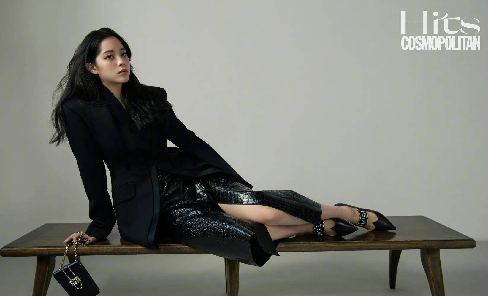 20岁欧阳娜娜古灵精怪甜美可爱造型邻家女孩式搭配值得学