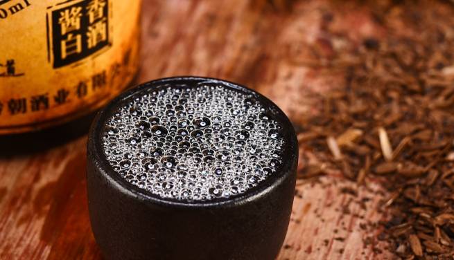 1斤白酒一般是多少毫升?9成人搞错了,答案跟你想的不一样!