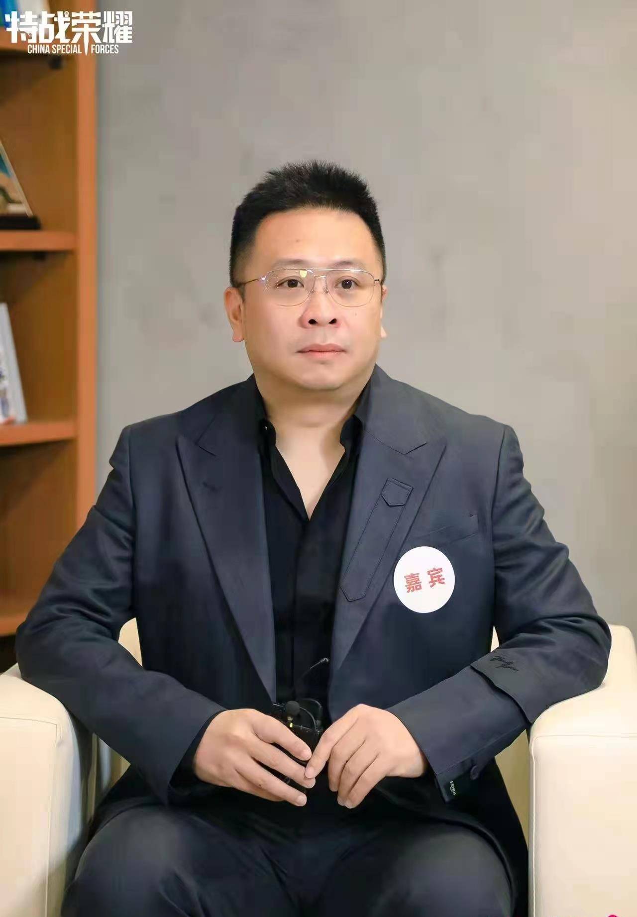 原创硬派军旅剧特战荣耀热播导演徐纪周只有战友情没有爱情戏