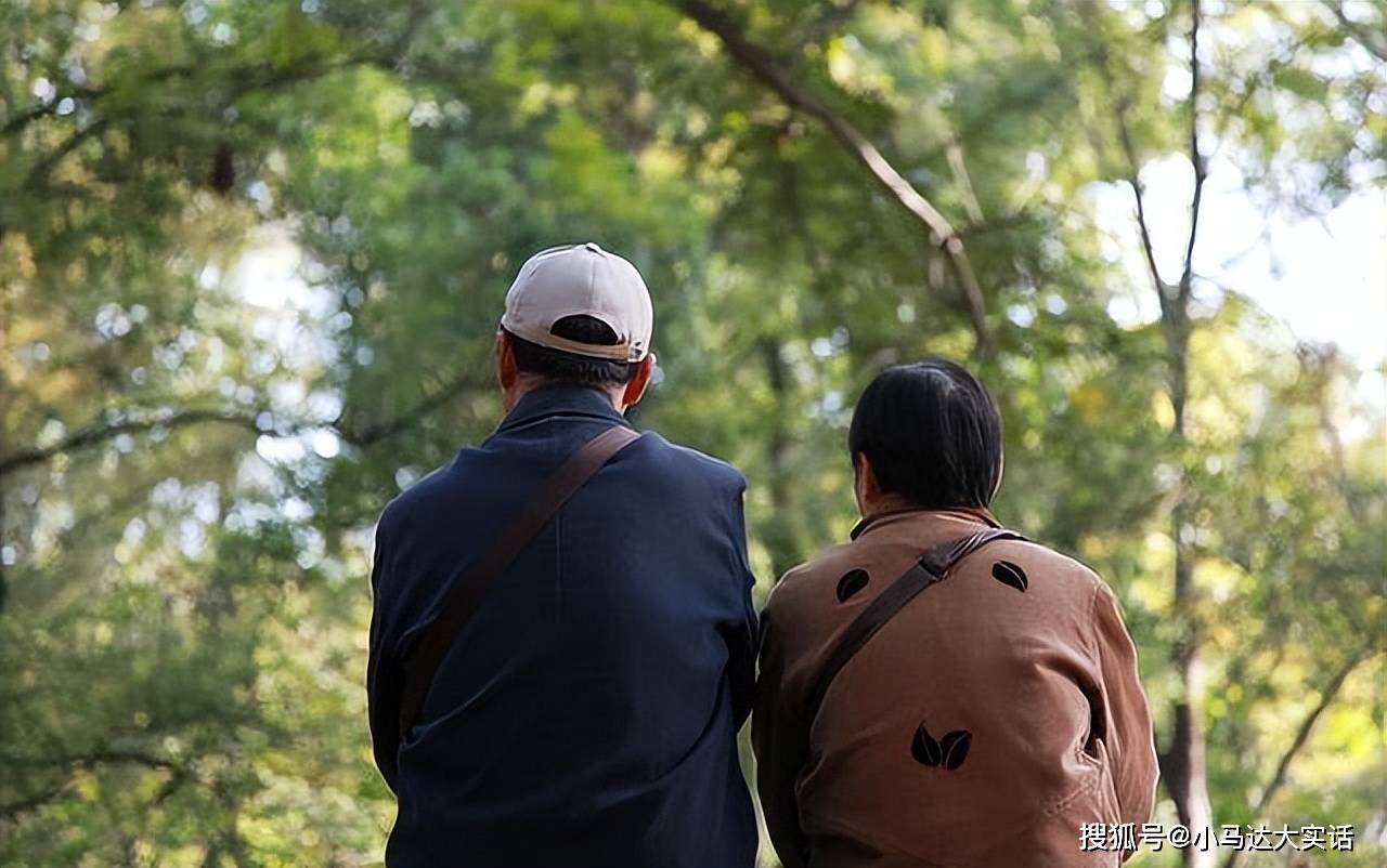 70岁大妈：子女对我孝顺有加，只因我有价值百万的房子，太现实了