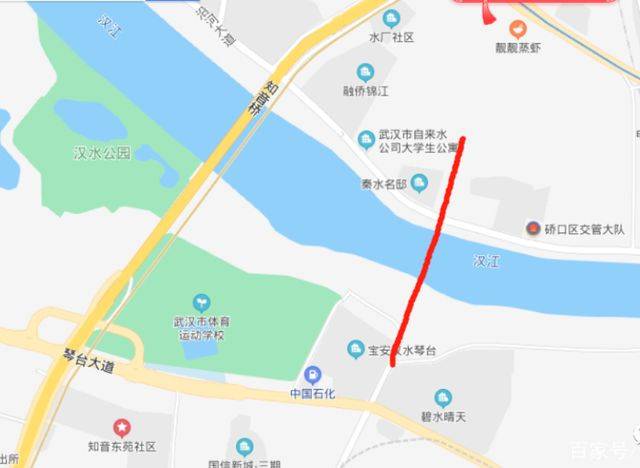 本工程位于知音桥与京广铁路汉水桥之间,起于汉阳区玫瑰街,沿赫山路