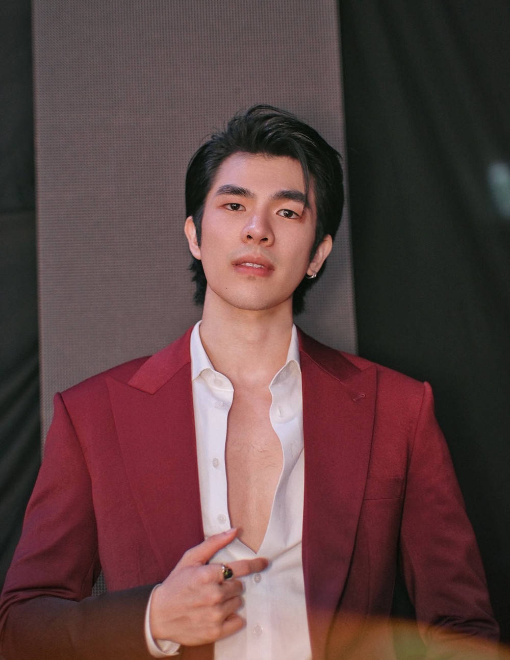 穿西装最帅的男人是他霸道总裁和小娇妻剧里剧外都有糖