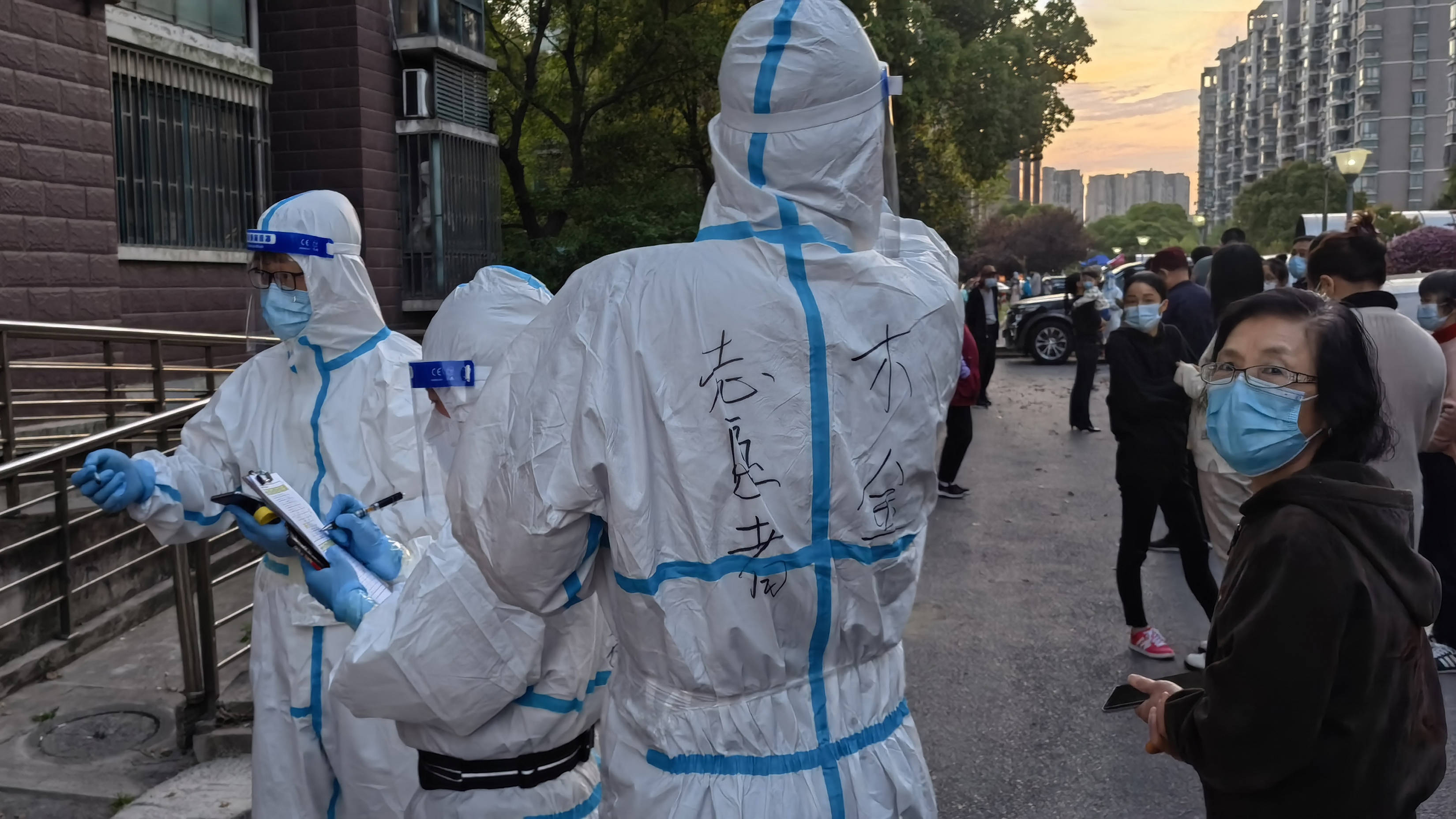  提出疫情封城的人(第一次疫情是哪一年)