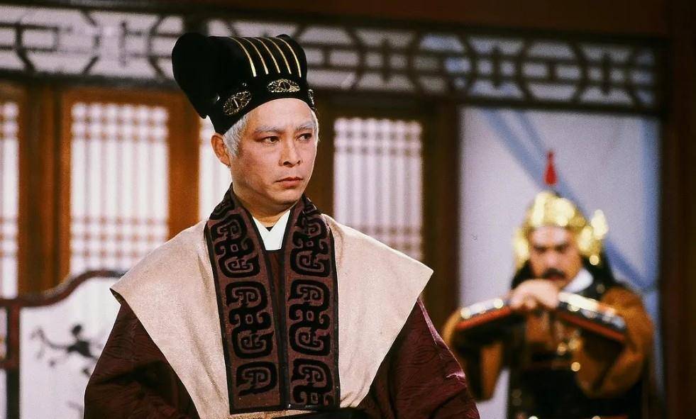 再加上遇到了香港电影,电视工业进入了黄金年代,刘兆铭当然颇有"市场"