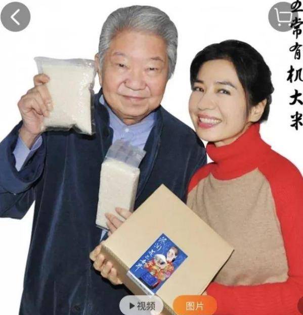 "美艳港姐"钟楚红近照曝光,为79岁"食神"庆生,气质已大变样_蔡老_蔡澜