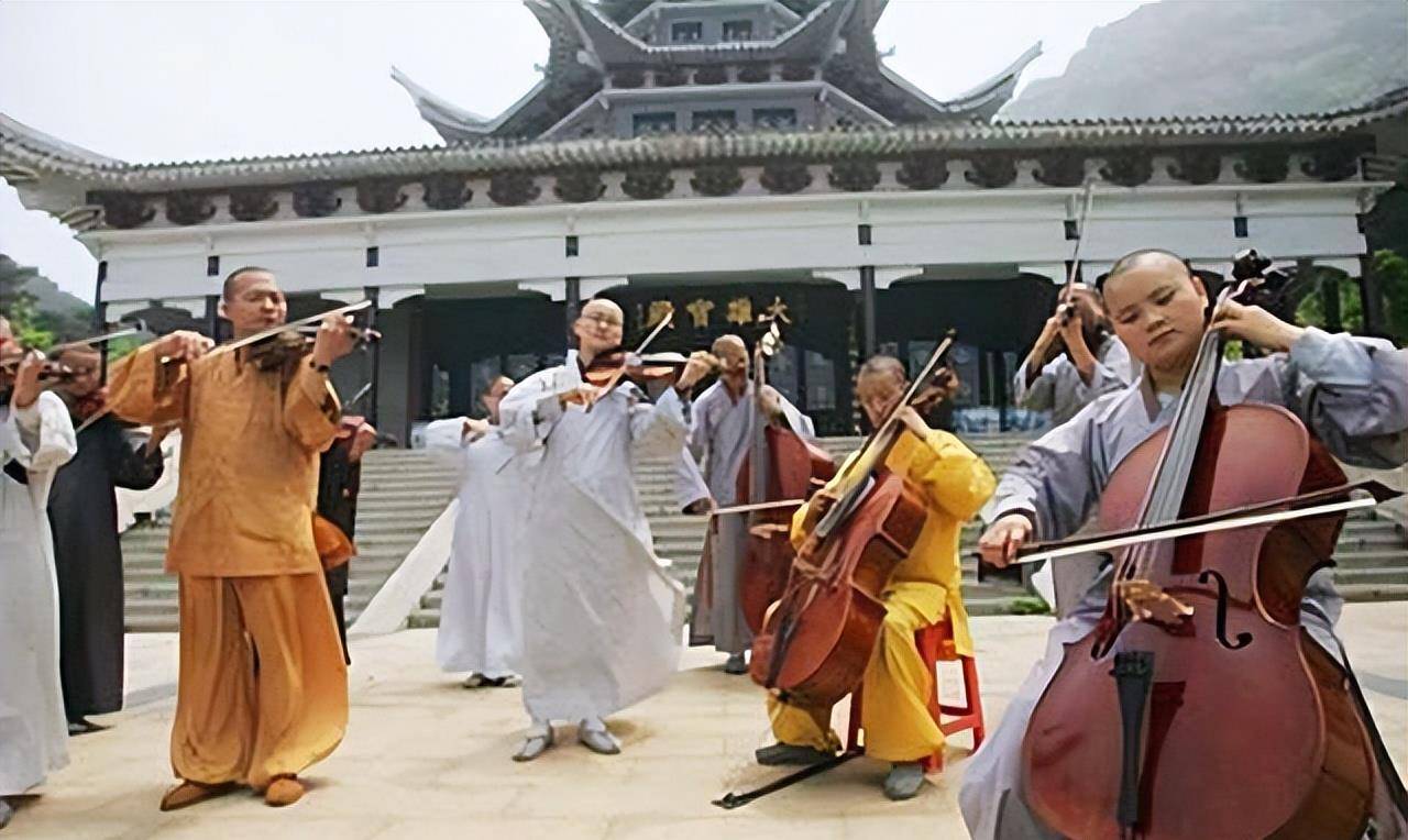 原创河南才女跑去剃度出家14年后33岁的她仍要留在大山不愿还俗