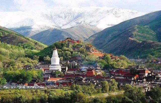 英国游客攀登忻州“五台山”后的感受：门票上百元，感觉很疑惑
