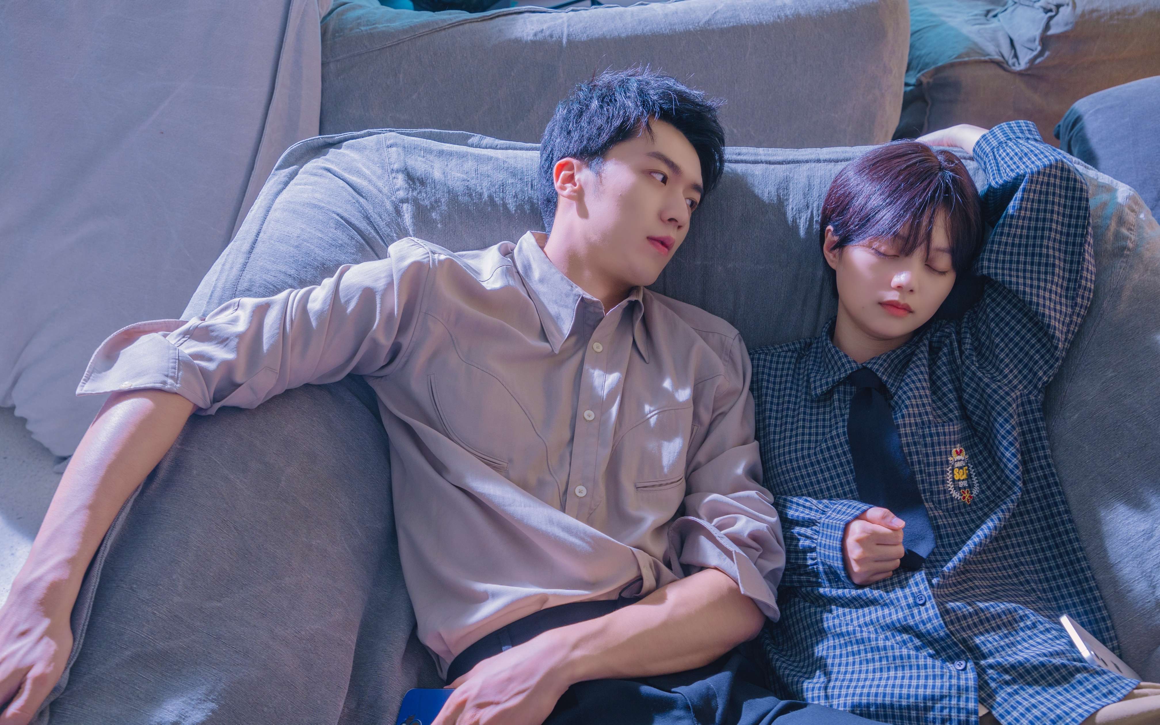 自我攻略式守护暗恋 霸总卢东旭反差十足《这里禁止恋