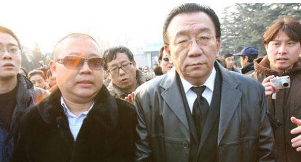再来看侯耀文遗产案,郭德纲,侯耀华孰高孰低,一目了然_牛成志_侯瓒