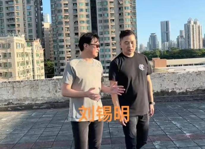 长居内地读硕士开店,已结婚称妻子比周慧敏漂亮_发展_倪震_张齐玲