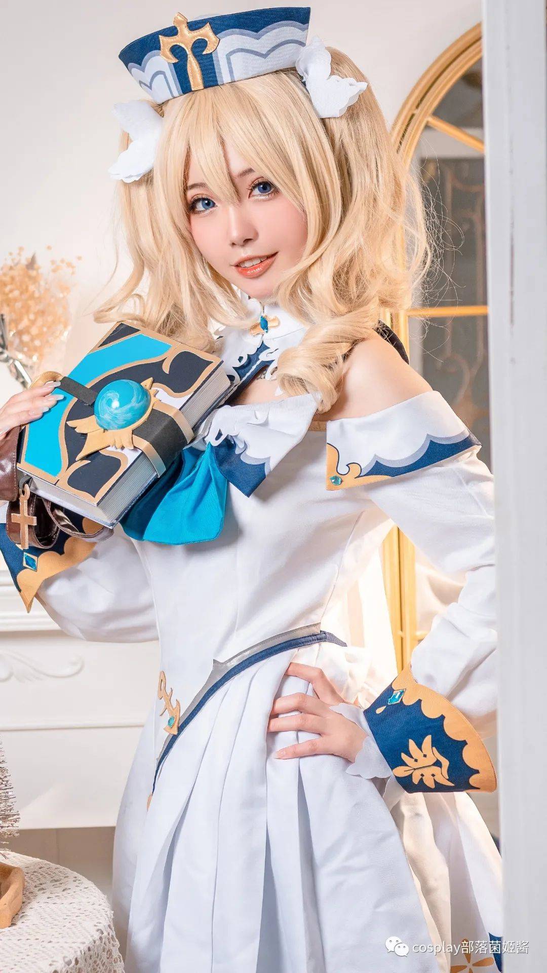 cos原神芭芭拉cos正片桃良阿宅