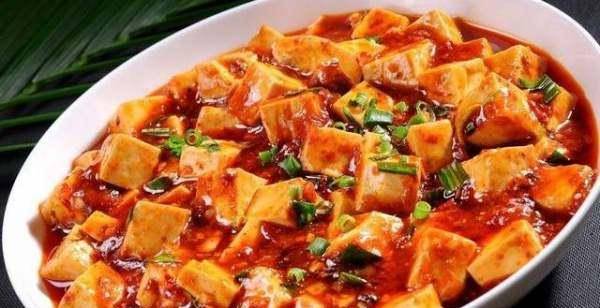 原创
回锅肉、鱼香肉丝、麻婆豆腐和宫保鸡丁等川菜代表菜的传统做法是什么?