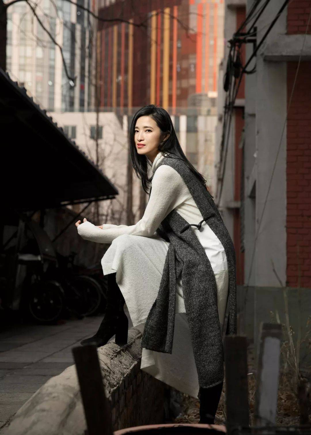 山东男子,19岁和妻子私奔到武汉,打拼35年儿孙满堂,还改了姓氏_汪晴