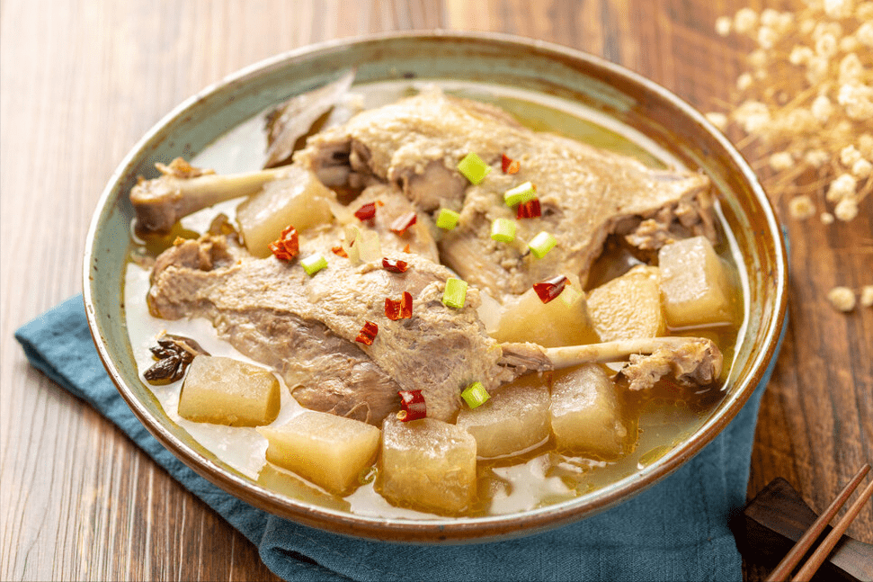 原创炖老鸭汤不要再焯水去腥了多做2步鸭汤鲜香可口清润滋补