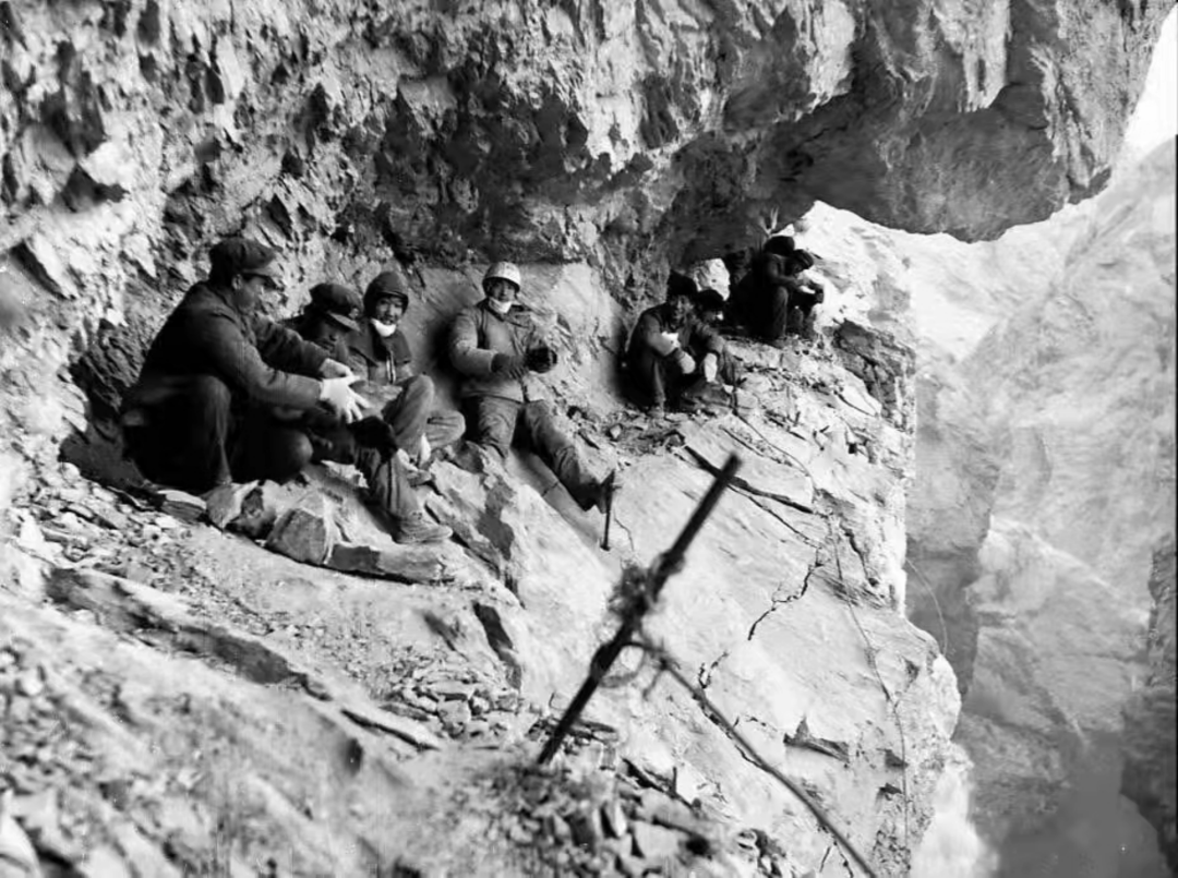 美丽中国-1566：新疆独库公路