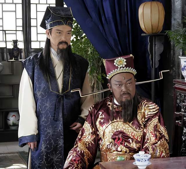 有人数过金超群版的包青天拍了多少集么有谁看完全部的呢