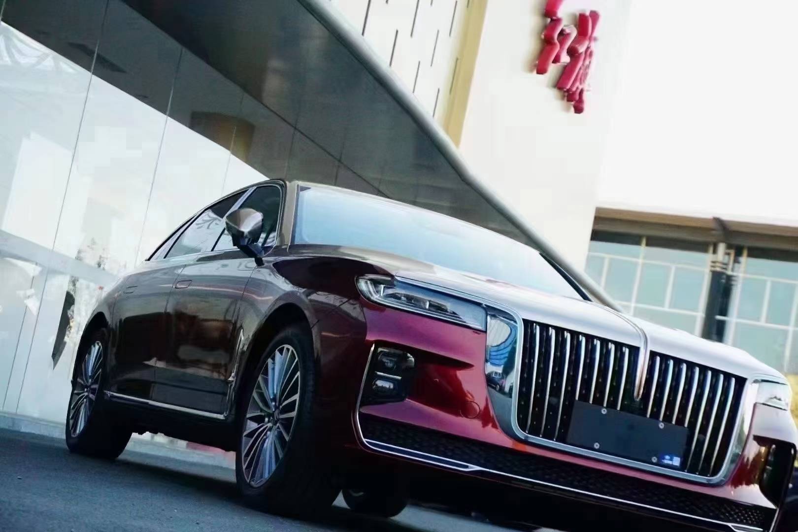 红旗h9霸气双拼色香槟金加龙血红skto改色膜效果展示