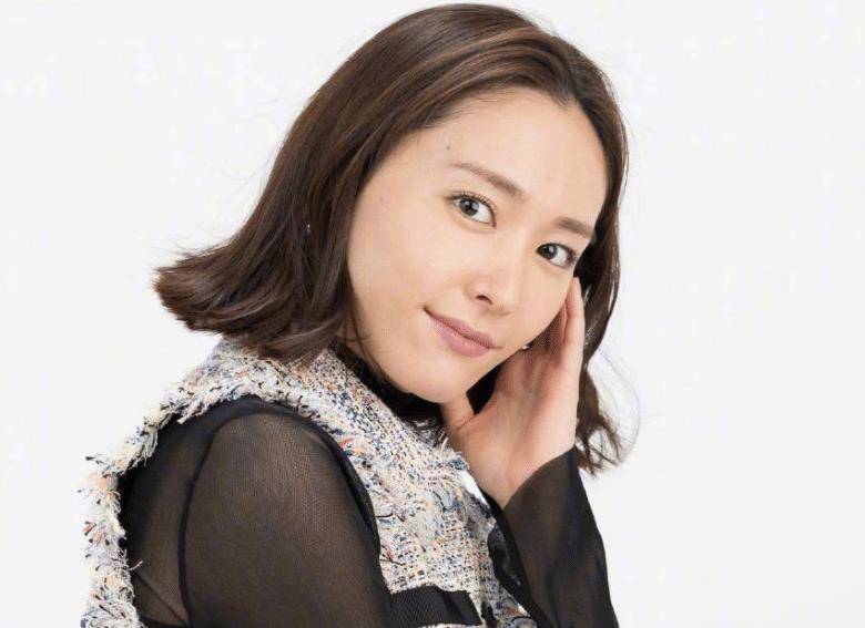 有一种整容叫"结婚",日本国民老婆婚后半年大变样,老了十岁_新垣结衣
