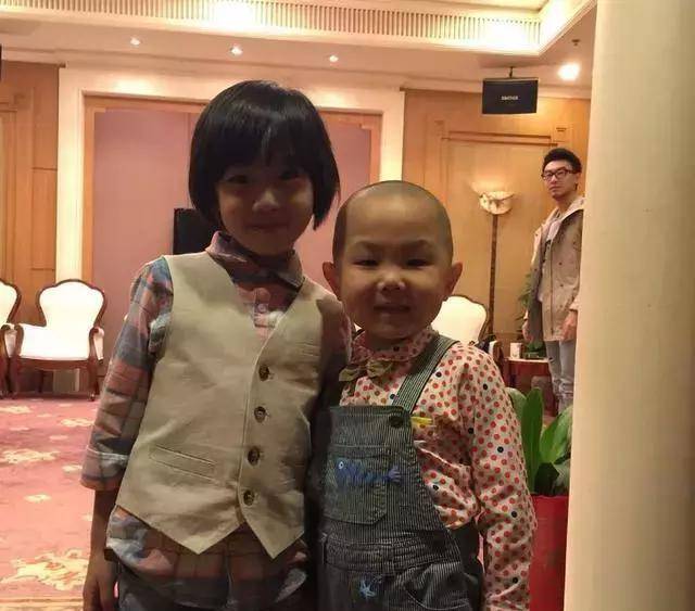 3岁上央视5岁登春晚,年薪百万养活全家,萌娃现状却令人唏嘘_张峻豪