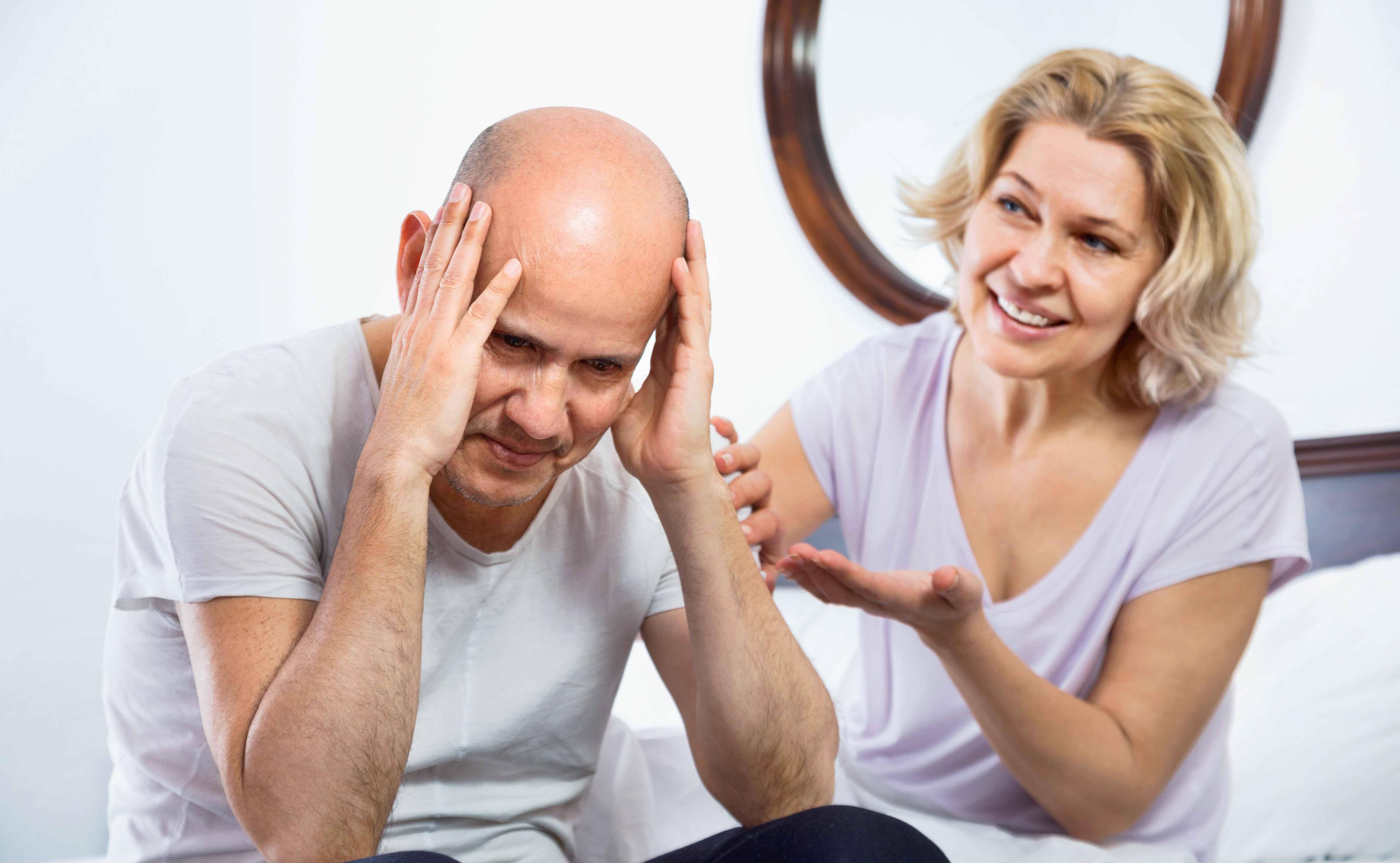 男人四十岁过后,4种"丑态"出现,可能是衰老到来,保养趁早_身体_男性