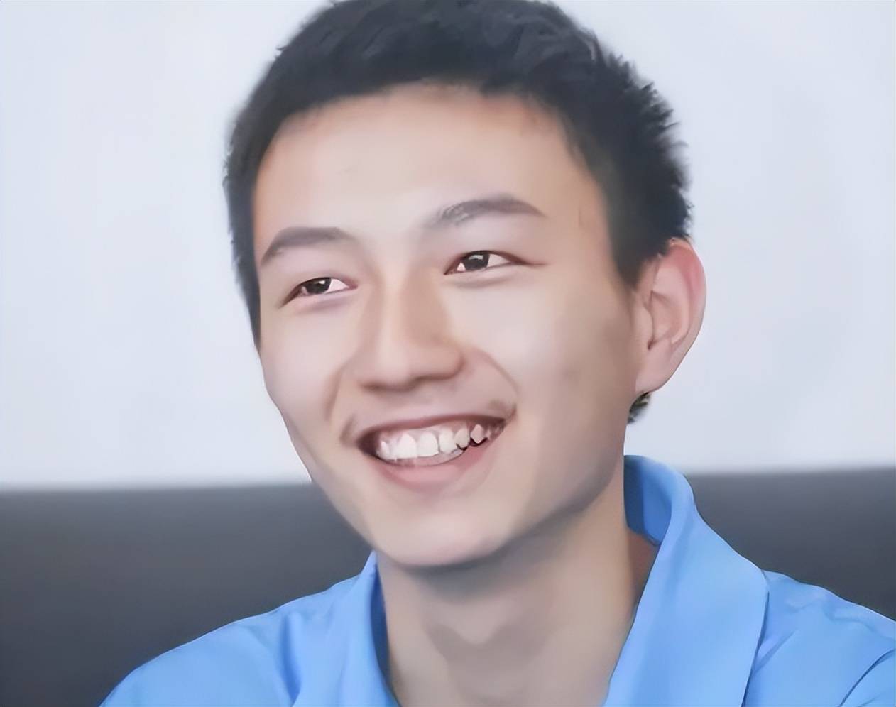 贺维艺_家长_什么