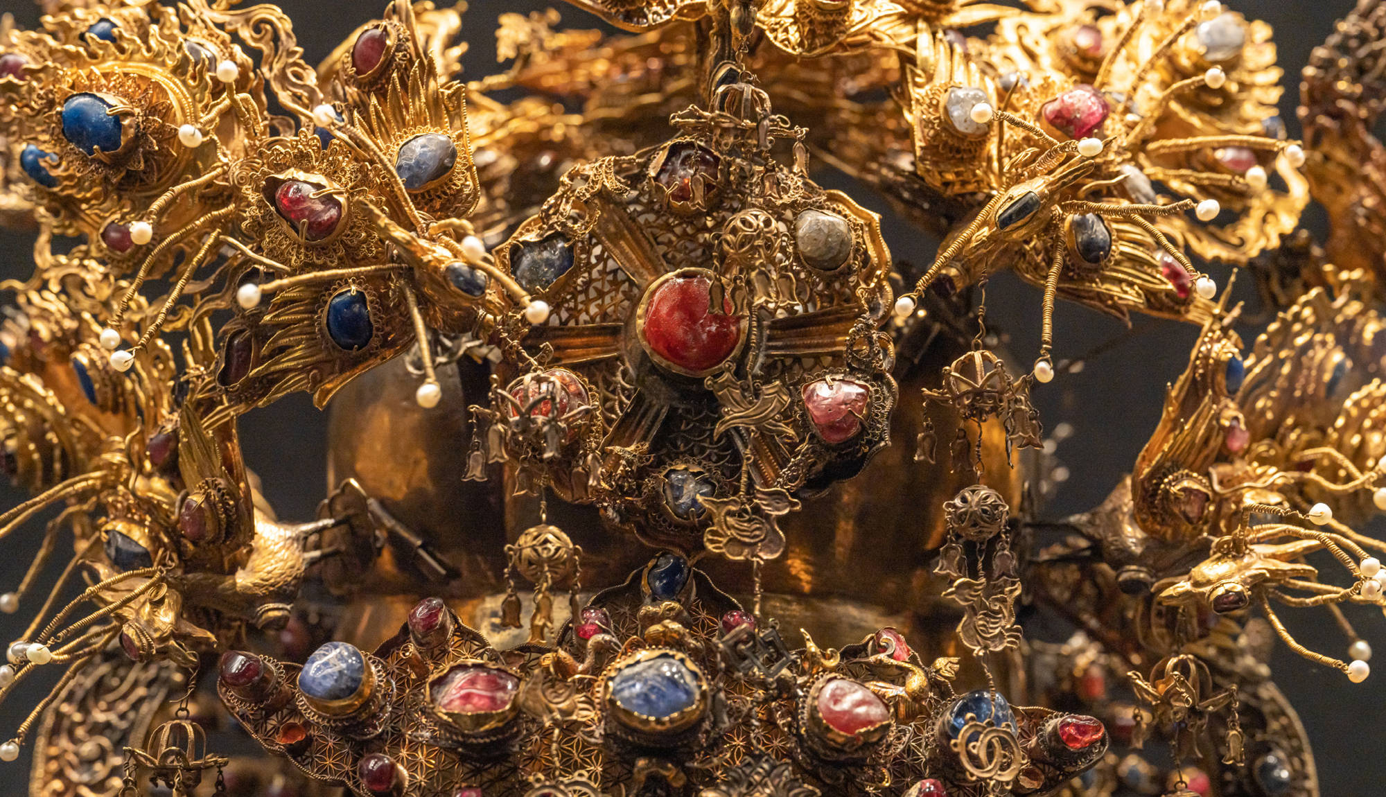 400多年前的明代金凤冠,精美绝伦_版权_宝石_金冠