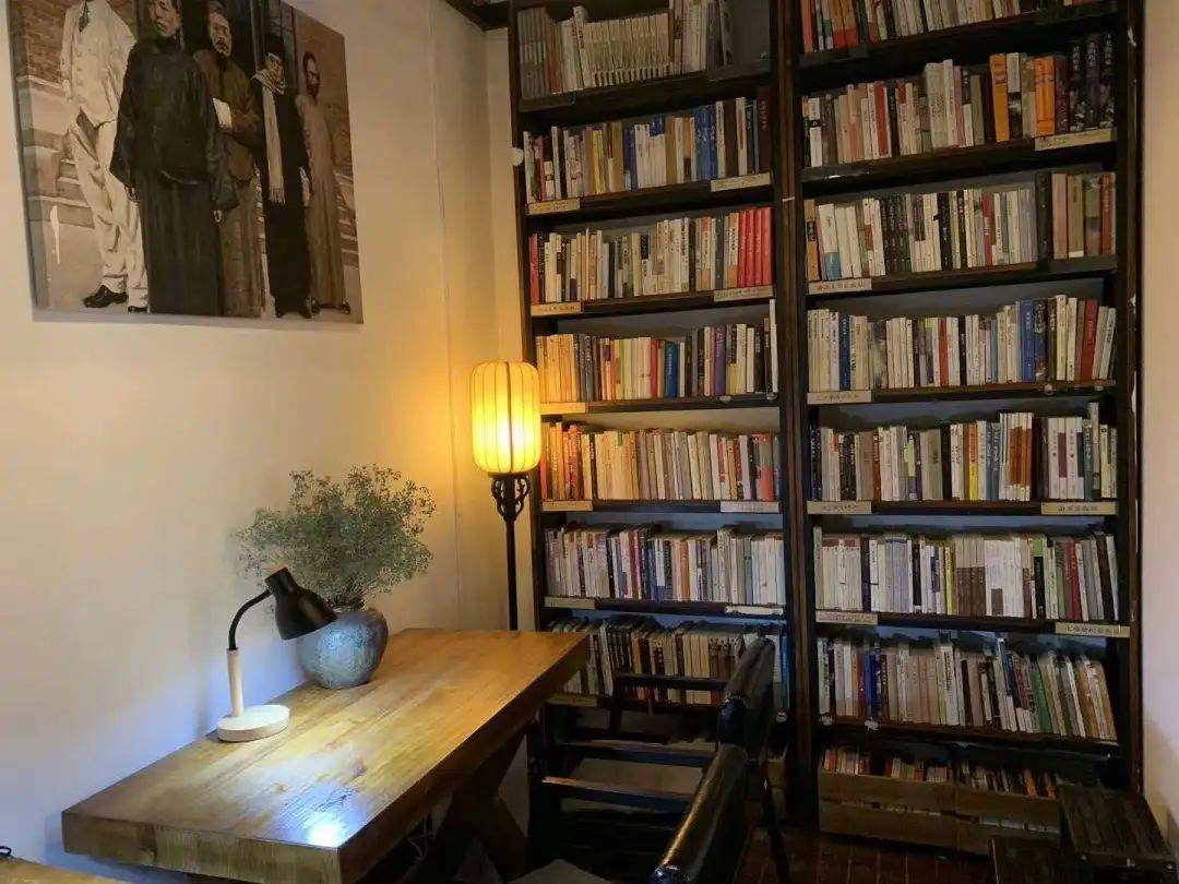 2度求救疫情笼罩南京二楼南书房创始人我还想再坚持坚持