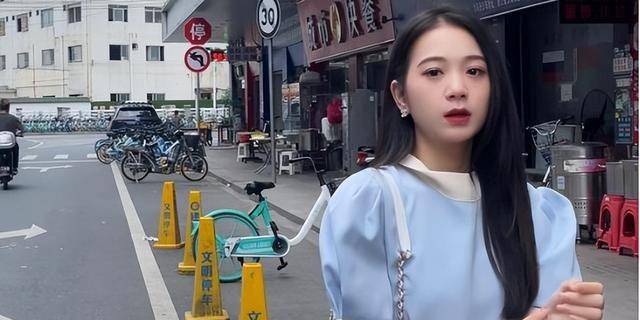 22岁身价赶超董明珠23岁坐拥78亿资产网红张曼如的骗术有多强