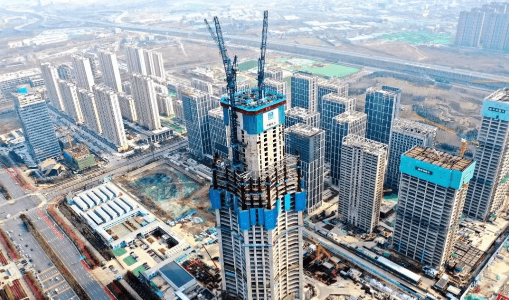 第一高楼已建至215米,总投资约100亿,预计2024年竣工_项目_施工_西安