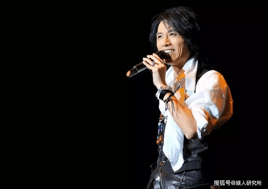 原创黄子华被朱茵扇耳光巅峰期比肩周星驰因爱国被封杀