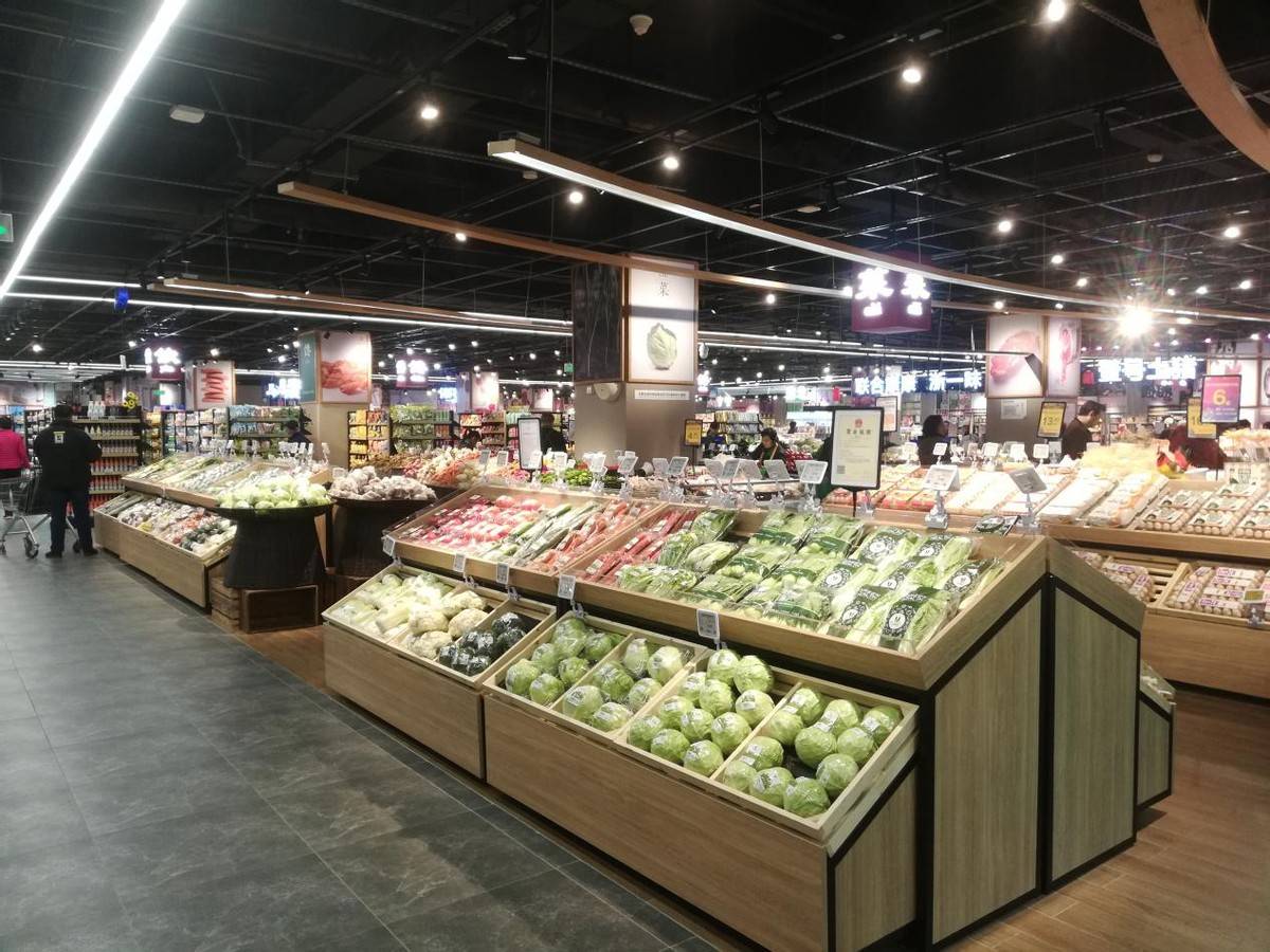 这就是对传统超市的刻板印象了,萬家mart作为华润万家旗下的升级新