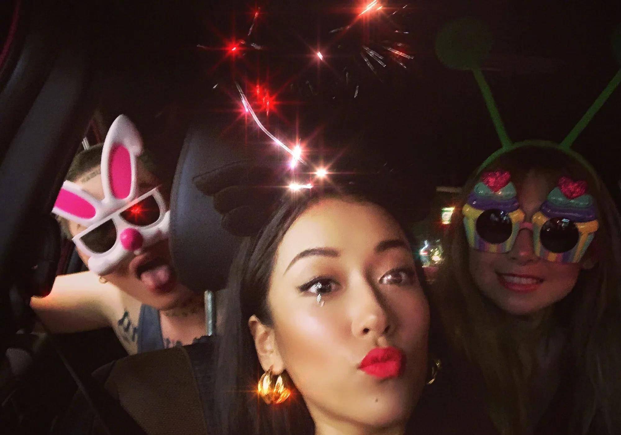 看黑美人吉克隽逸如何用口红点亮唇色脸不白肤色暗女生必看