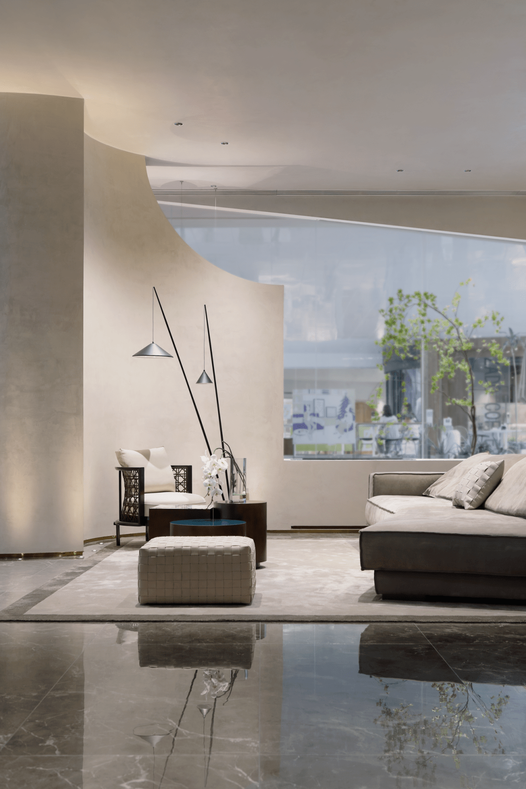 安邸&家在各个空间中安置了不同的生活碎片,不仅造就了场景化的家居