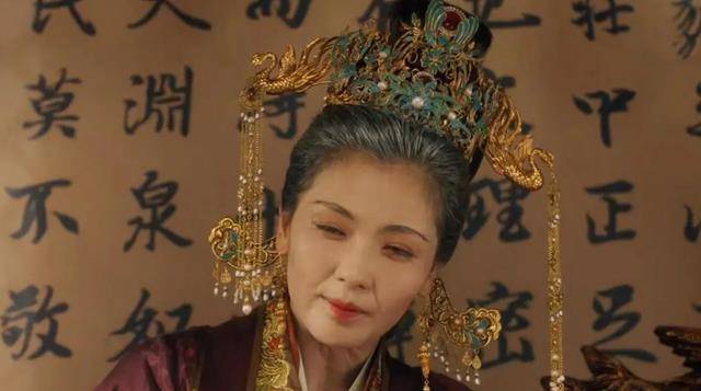 主动放弃皇位的女人,竟是宋朝第一位太后_刘娥_宋真宗_赵恒