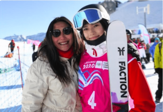 中国滑雪公主谷爱凌,名字背后是母亲的伤痛过往,她的母亲不一般_考试