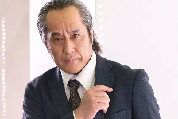 原创假面骑士二叔虽老依然帅气永德叔也爱吃青椒炒肉