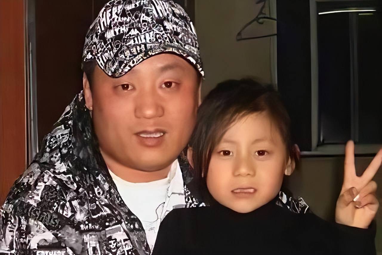 原创宋晓峰女儿颜值逆袭肤白貌美成功考上北电似要继承父业