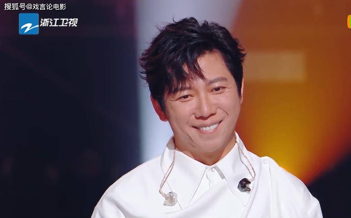 真情流露打动众人,张韶涵声线,引热议_表演_周深_胡海泉