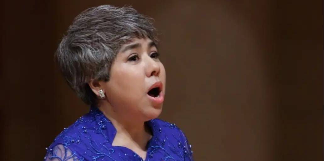 歌唱家迪里拜尔辉煌背后的泪水与坎坷丧夫后的晚年生活怎样