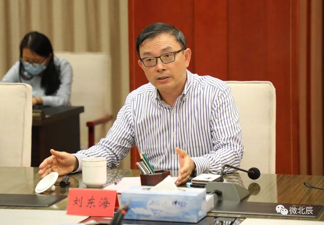 迪信通集团一行到北辰考察