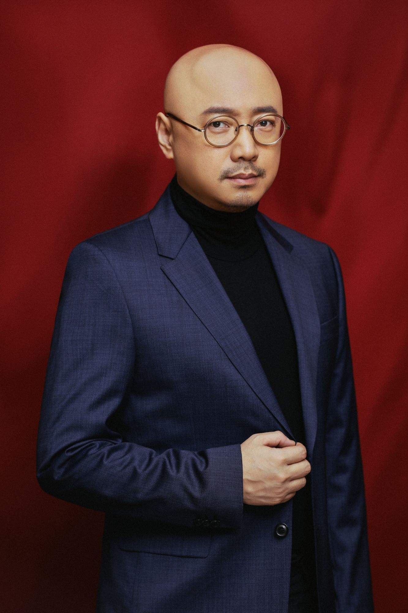 陶虹被调查后续徐峥卷入风波曾是四大股东最新露面状态不佳