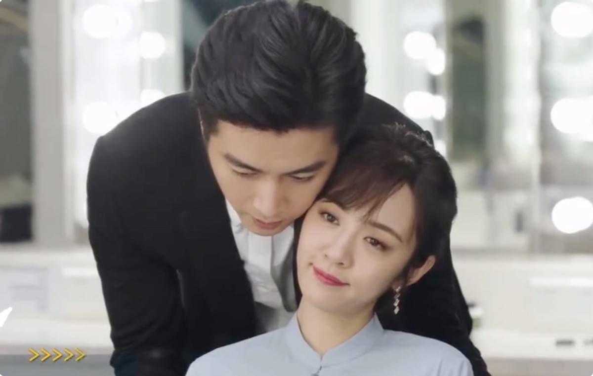 原创中戏校花曾黎不爱名利却钟爱穷小子45岁依然气质不凡