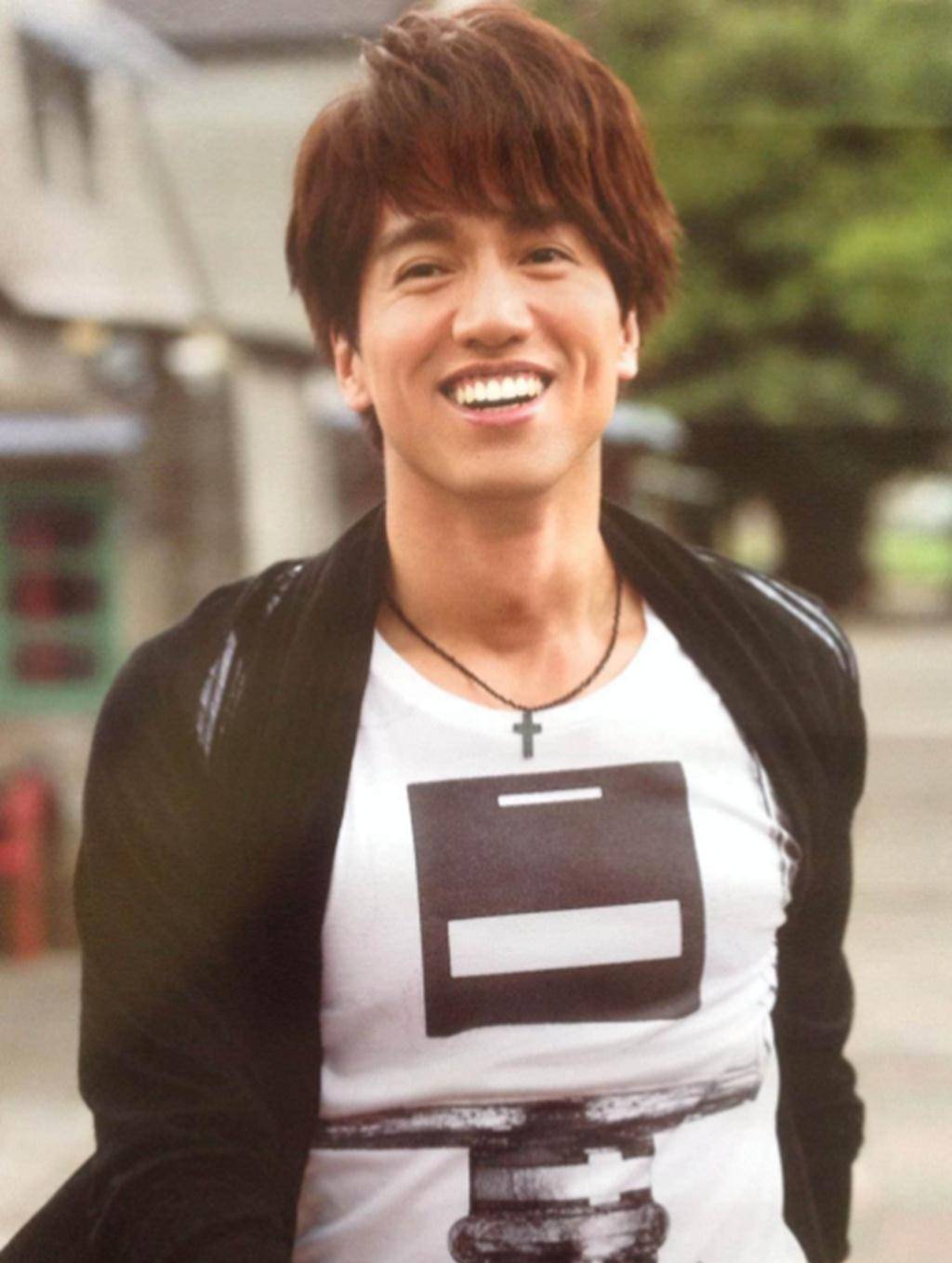 原创有种蜕变叫43岁的言承旭剪去多年的长发今帅成初恋男神