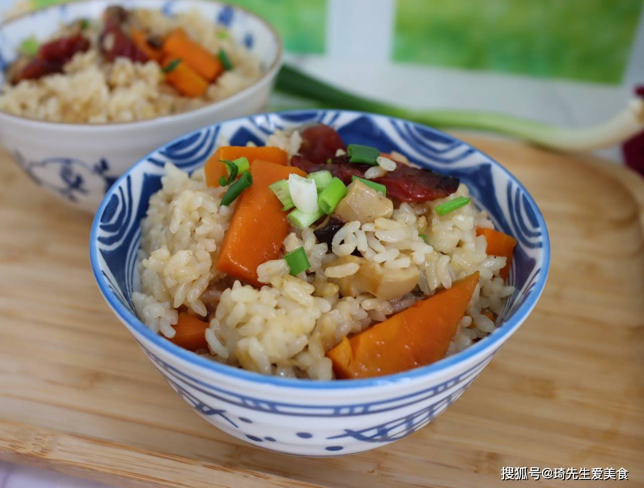 愛做這道懶人飯,3種食材燜一鍋,好吃又簡單,遠離爐火煮婦們做飯更輕鬆