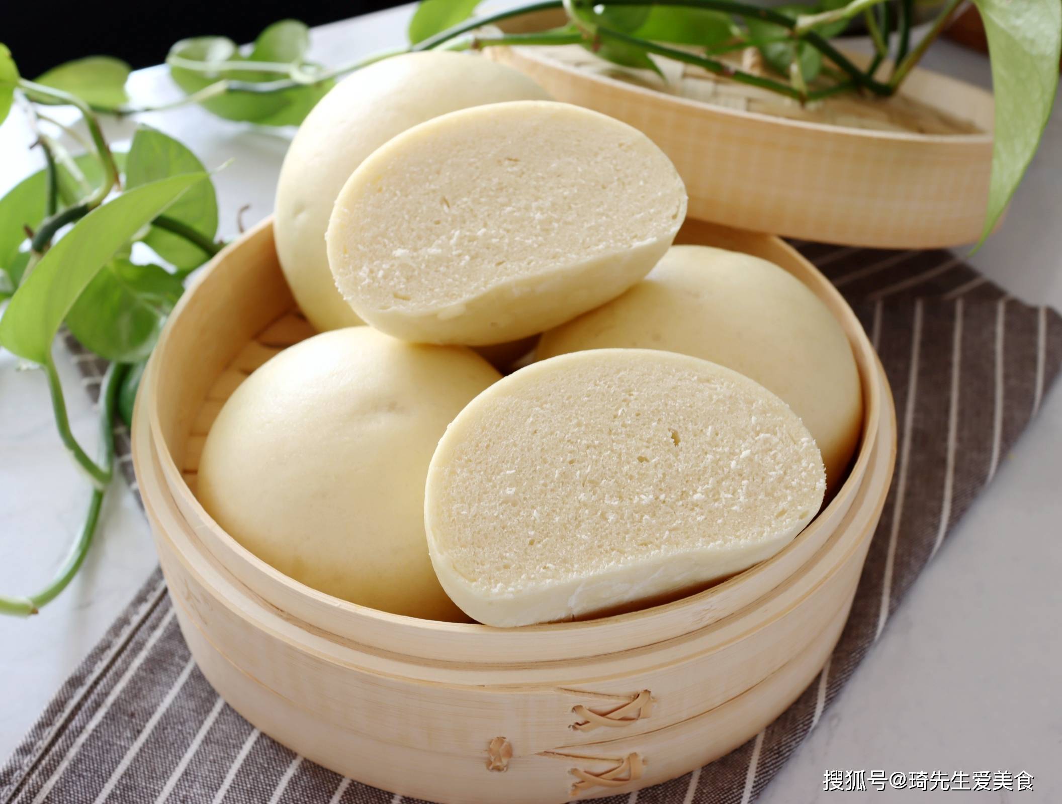 原创夏天发面更容易成功5种馒头做法暄软有嚼劲做一次吃一周