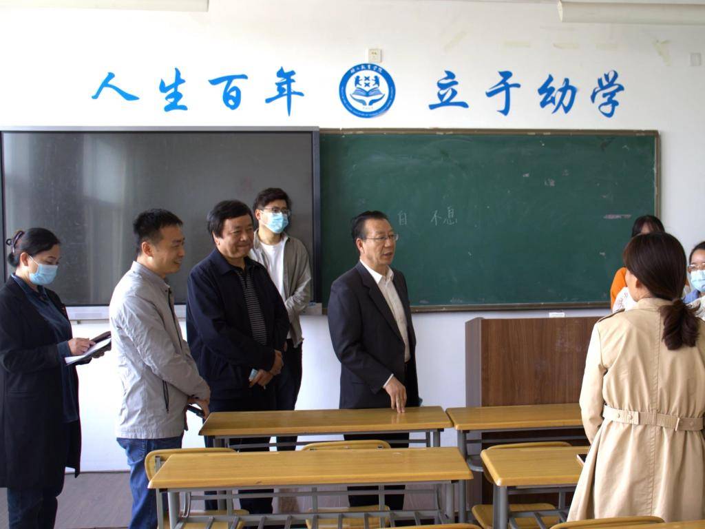 搭建就业平台共享就业资源陕西学前师范学院幼儿教育学院招聘会成功