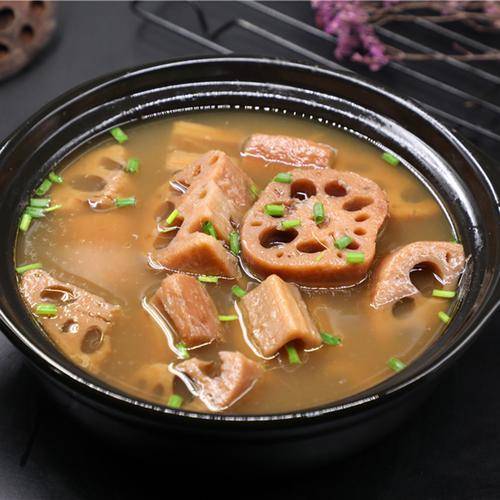 这么做的莲藕汤非常好吃