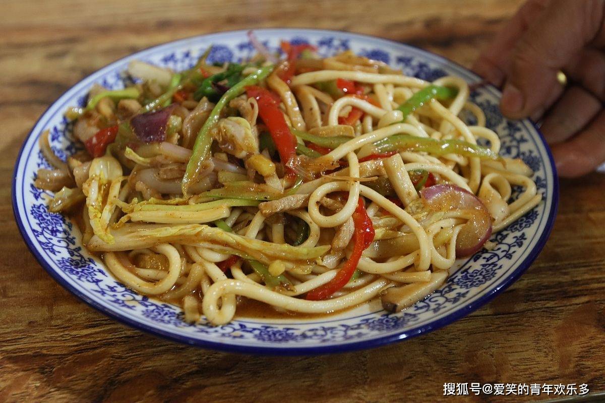 原创新疆特色美食拉条子口感劲道爽滑美味可口一碗都不够吃