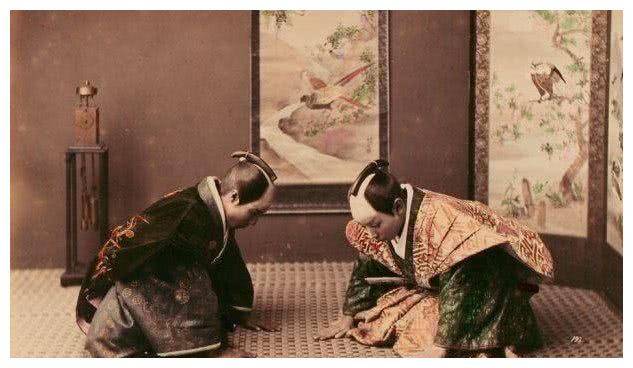 原创日本浪人是如何形成的中国也曾出现过后来都被秦始皇消灭了