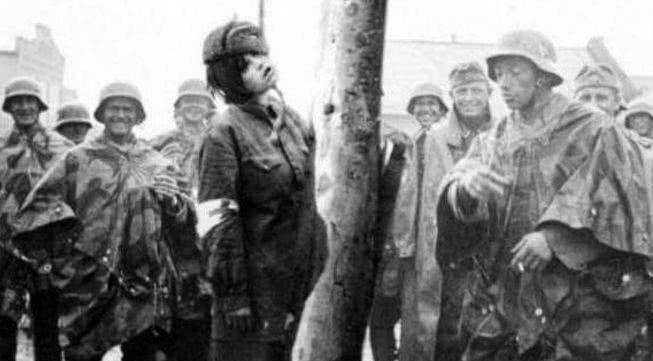 二战中苏联女俘虏的下场一位女兵的回忆惨不忍睹